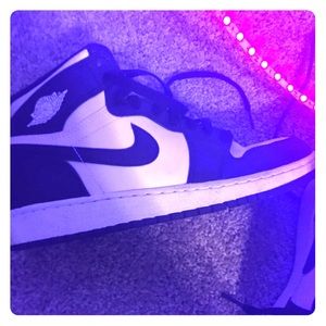 Jordan 1 Retro Black White (2014)